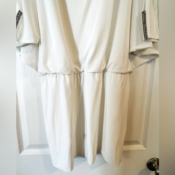 CACHÉ Crystal Embellished Cold-Shoulder dress. Size L - Picture 3 of 12